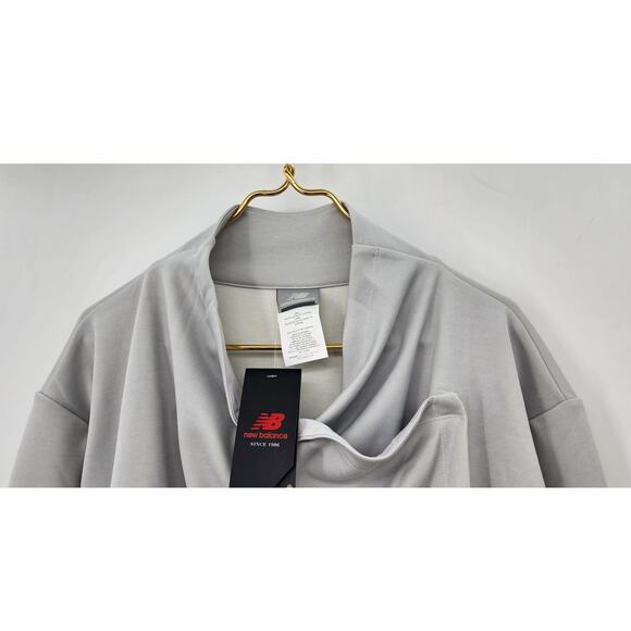 New NWT New Balance Asymmetrical‎ Jacket Grey Size Large - Picture 4 of 9
